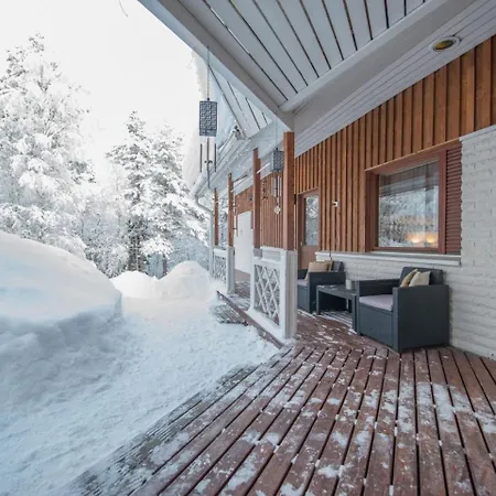 Holiday Levi White House Sirkka